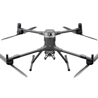 DJI Matrice 400 